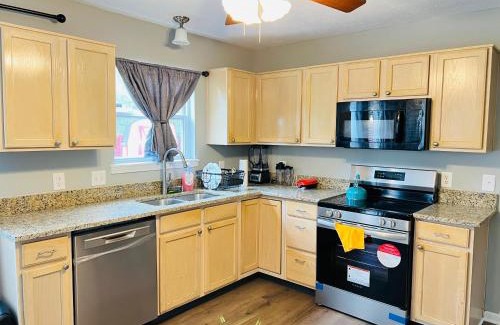 Pike House | Find your home away from home in our delightful 4 bedroom space