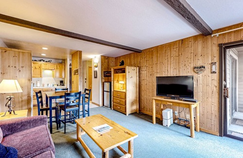 South Lake Tahoe Condo | Find your perfect getaway to Lake Tahoe and Heavenly