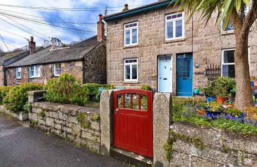 Mousehole House | Finest Retreats - Cosy Mousehole Cottage With Sea Views
