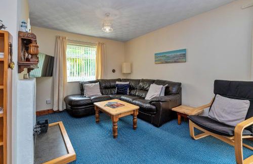 Llanfechell House | Finest Retreats - Nant Y Mynydd