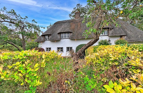 Roxton Cottage | Finest Retreats | Roxton Roost
