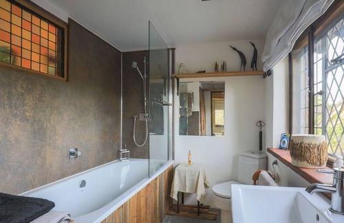 Oxted Cottage | Finest Retreats | The Ratcatcher's Cottage