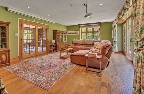 Hethel House | Finest Retreats | The Old Hall