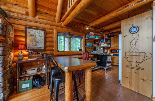 Finley Point Cabin | Finley Point Retreat