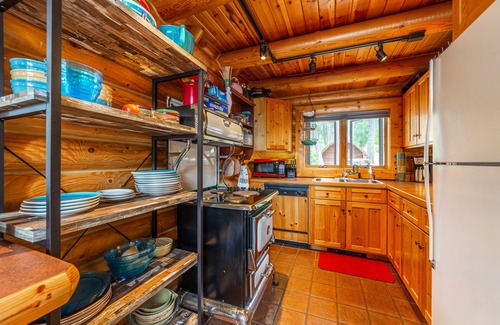 Finley Point Cabin | Finley Point Retreat