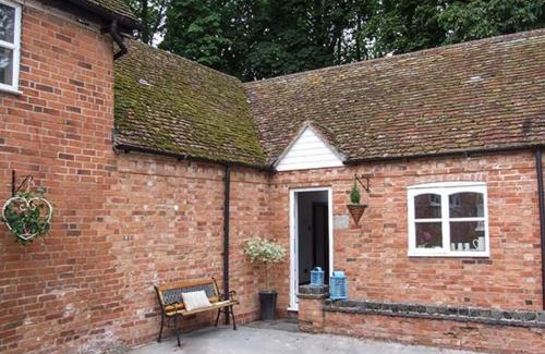Little Witcombe House | Finwood Cottage 1