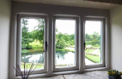 Tissington Cottage | FIRE BRIGADE BARN, pet friendly, luxury holiday cottage in Tissington