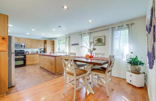 Gold Bar House | Fire Pit and Mountain Views Outdoorsy PNW Escape