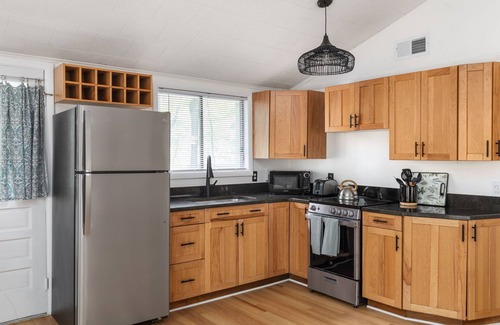 The Woods Cabin | Fireplace, Fire Pit & Resort Amenities