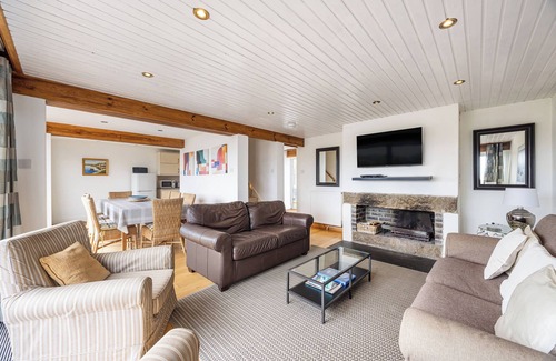 Salcombe Cottage | Firm Anchor