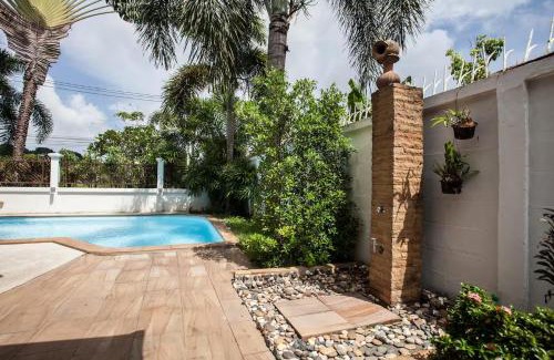 Krabi Villa | First Ao Nang Private Pool Villa