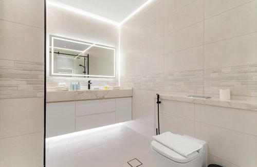 DIFC Apartment | FIRST CLASS 2BR Elegant Duplex Haven