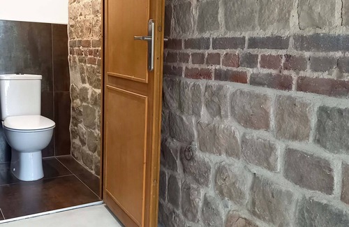 Angiens Bed & Breakfast | First floor room at "Maison Silleron" Breakfast included. 5*