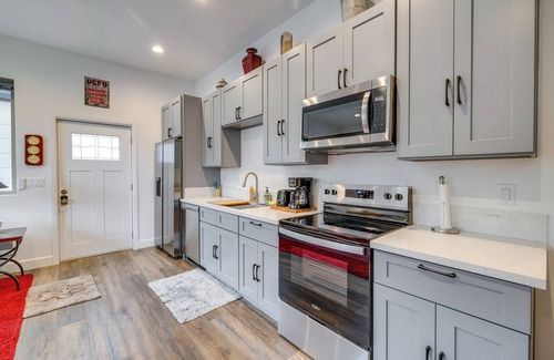 Garibaldi Apartment | Fish, Hike & More: Tillamook Bay Escape!