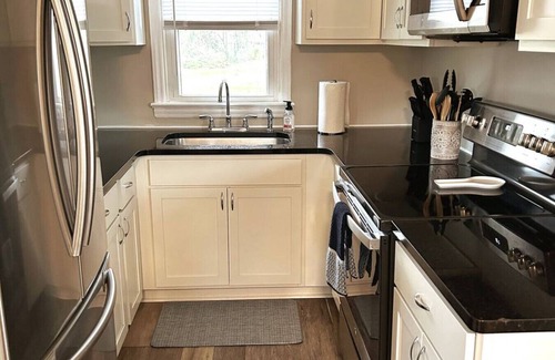 Denver House | Fisherman and Families 3 Bedroom 2 Min from Marina