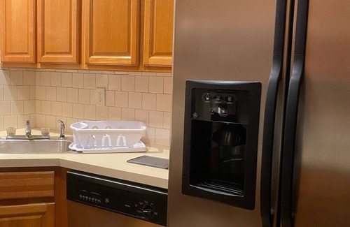 Throgs Neck Apartment | Fisherman's Dream on East River & Ferry Point Golf