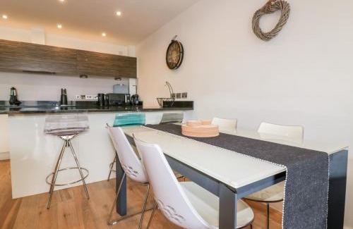Newquay Apartment | Fistral Apres Surf