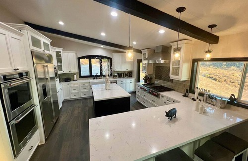 Temecula House | Five bedroom hilltop view home with spa and three fire pits