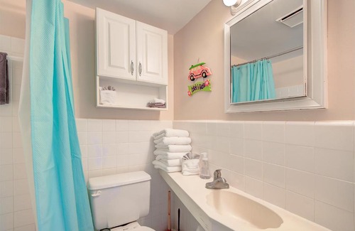 Bay Esplanade House | Five Palms Suite 109 - Daily - Weekly - Monthly