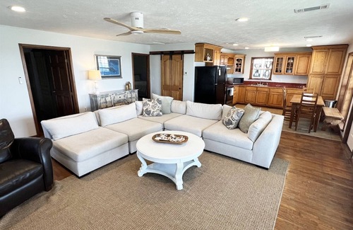 Grand Isle House | Five Queens - Beach Access - Island Realty