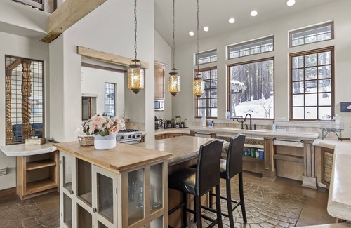 Flagstaff House | Flagstaff Retreat w/Mountain Views: Fire Pit, Hot tub, Fireplace, Near Snowbowl