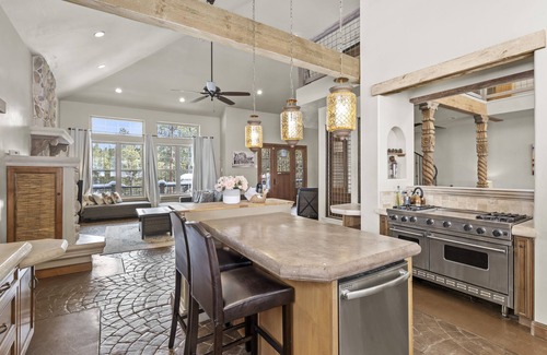 Flagstaff House | Flagstaff Retreat w/Mountain Views: Fire Pit, Hot tub, Fireplace, Near Snowbowl