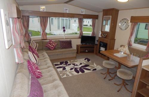 Kirby Misperton Resort | Flamingo Land - Woodlands W42