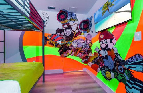 Richmond West House | Flamingo's Resort - Work Area, BBQ, 5 Bedrooms & Game Room