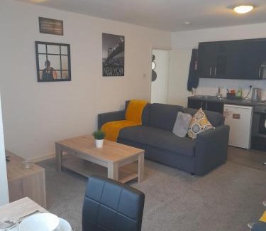 Doncaster Apartment | Flat 4 Corner House