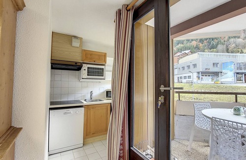 Saint-Jean-dʼAulps Apartment | Flat 6 personnes - Christiana 5 - Near the Slopes - St Jean D'Aulps