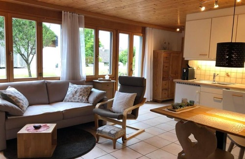 Brienz Apartment | Flat "Burgblick" with mountain view