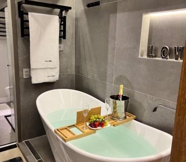Vila Olimpia Apartment | Flat com banheira na Vila Olímpia - SP