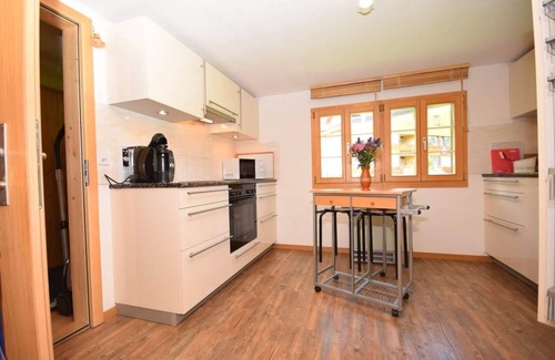 Murren Apartment | Flat East in Chalet Bim Chilchli