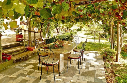 Bolsena Apartment | Flat in Bolsena with heating