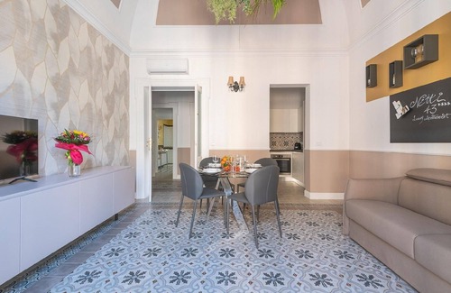 Taranto Apartment | Flat in Taranto with private parking