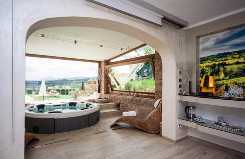 Montepulciano Apartment | Flat with view,A/C,private terrace,wine estate with pool,Spa, children friendly