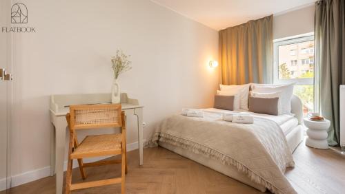 Srodmiescie Apartment | Flatbook - City Center Apartments Gdynia Zeromskiego