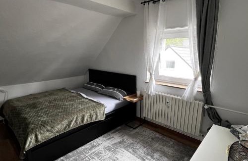 Leithe Apartment | FlattyOne Ruhrgebiet - Schlafkomfort und Anbindung - neu renoviert