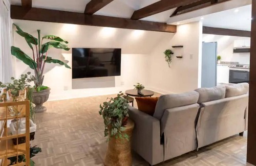 Fletcher House | Fletcher NC Getaway