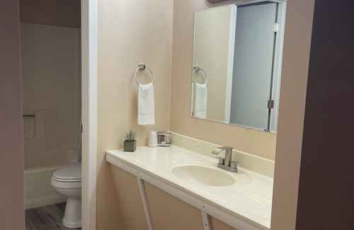 Grand Marais Hotel | Fletchys Pictured Rocks Resort