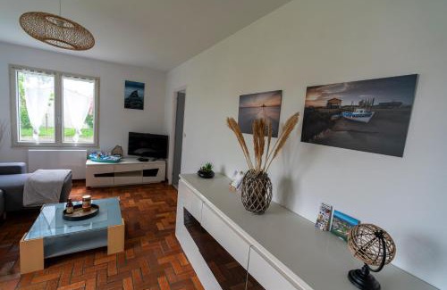 Le Chateau-d'Oleron House | fleur de sel d Oléron 3 chambres