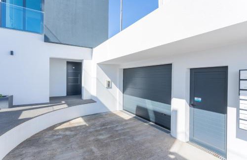 Gaula Apartment | FLH Fantastic Ocean View with Balcony