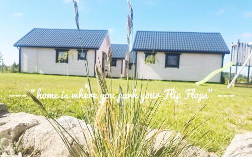 Postomino Cabin | Flip Flops