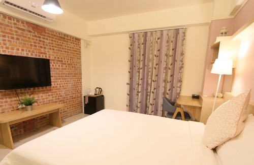 Old Town House | Flora INN