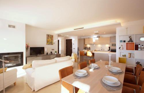 Ojen Apartment | Floresta Mairena