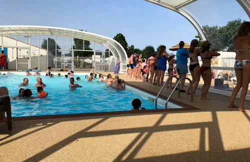 LʼAiguillon-sur-Mer House | Flower Camping Le Pré des Sables * - Mobile home Comfort 26m2 2 bedrooms + TV 4 people