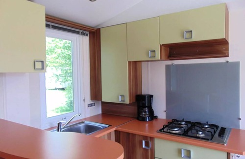 Avrille House | Flower Camping Beauchêne * - Mobile home Standard 32 m2/3 bedrooms - terrace 6 to 8 people - 6 pers. included in the tariff