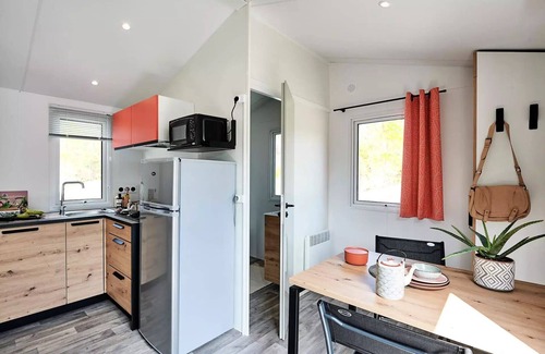 Muzillac House | Flower Camping La Blanche Hermine * - Mobile home Pénestin CONFORT 16m2 (1bedroom - 2 people) + Covered terrace + TV 2 people