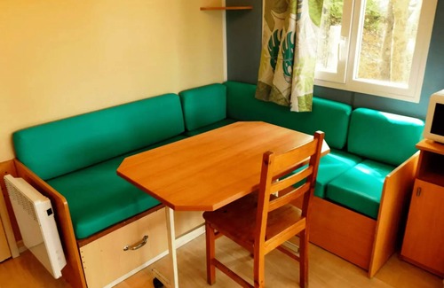 Villecroze House | Flower Camping Les Cadenières * - Mobil home Standard Ideal without air conditioning 25m2 2Ch. 4/6P 6 persons