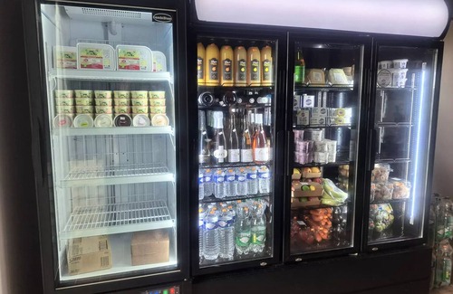 Brehemont House | Flower Camping Loire et Châteaux * - Mobile Home Comfort 35M2 (3 bedrooms-6 people) + covered terrace for 6 people